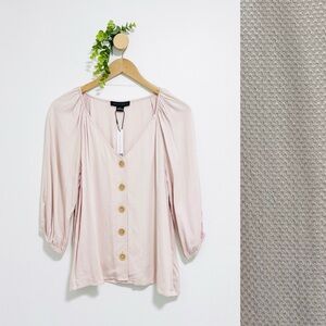 Sanctuary NWT Light Pink Romantic 3/4 Sleeve Button Front Blouse